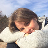 Mo from Ottawa | Woman | 46 years old | Taurus