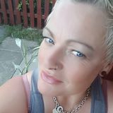 Kd from Leeds | Woman | 50 years old | Aries
