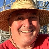 Slec from Edmonton | Man | 65 years old | Taurus