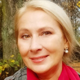 Blondehair from Adelaide | Woman | 63 years old | Leo