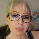 Mia from Thousand Oaks | Woman | 64 years old | Gemini