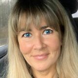 Tina from Los Angeles | Woman | 56 years old | Sagittarius