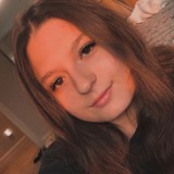 Nicole from Montreal | Woman | 28 years old | Gemini